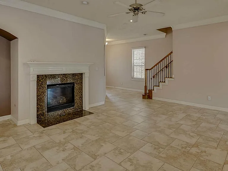 1134 Sopris Dr — Photo 6