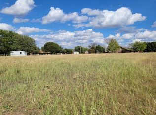 E Cedar Ave, Comanche, TX 76442