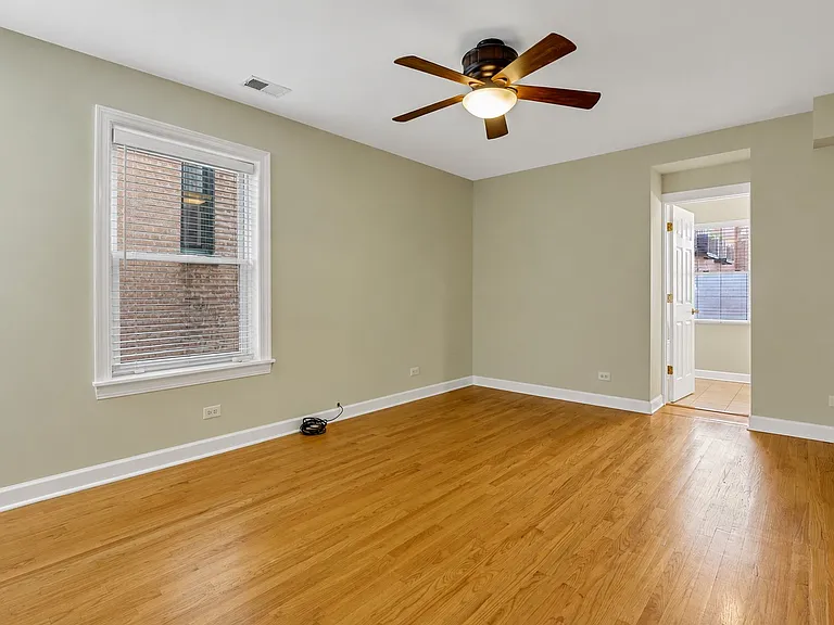 3011 W Gunnison St #2E — Photo 12