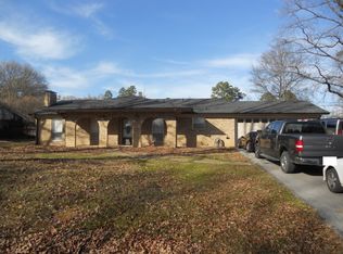 107 Park Dr, Longview, TX 75601