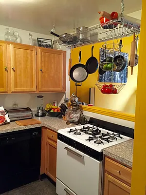 Rented by Keller Williams NYC | media 16