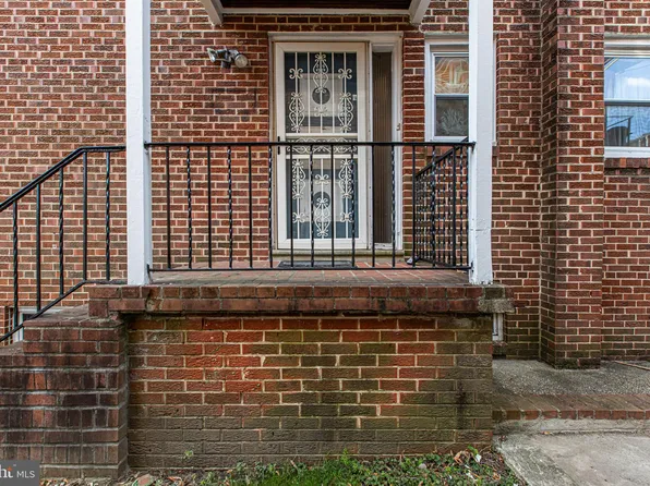 714 W 38th St, Wilmington, DE 19802