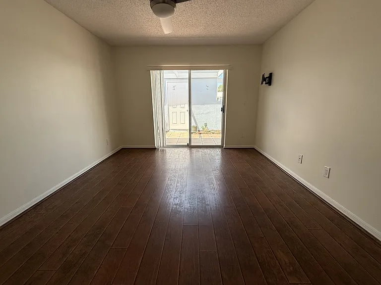 437 Wexford Cir #79 — Photo 8
