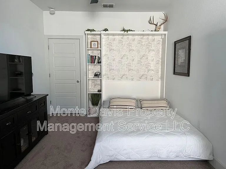 9605 Tanager Way — Photo 10