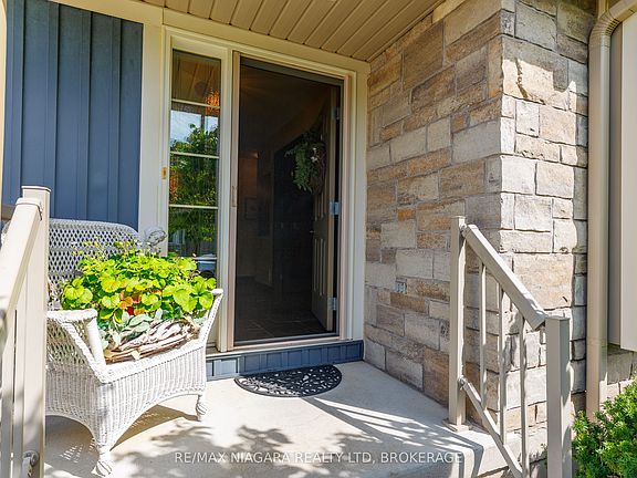 4th image of 310 Ridge Rd S #10