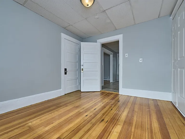 41 Salem St #2L — Photo 6