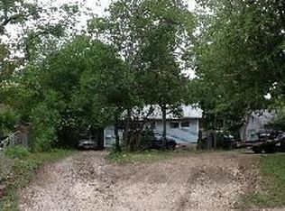 2736 W 12th St, Dallas, TX 75211