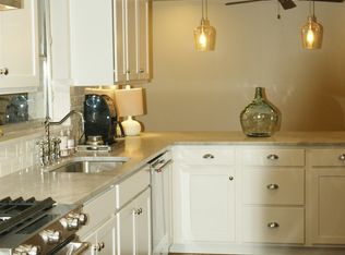 1209 Green Glen Rd, Vestavia Hills, AL 35216