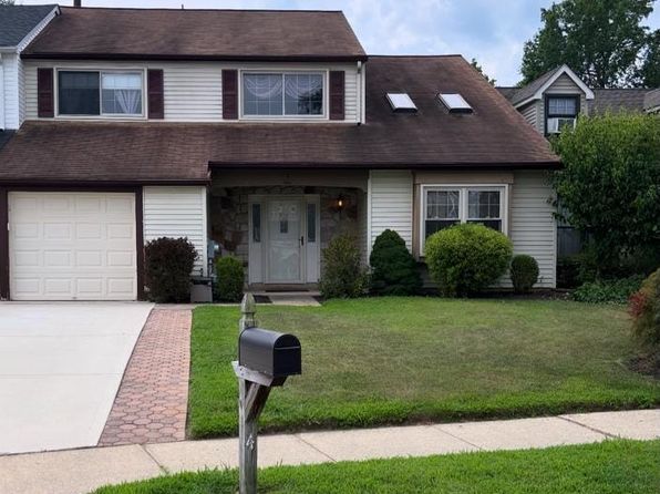 4 Irongate Dr