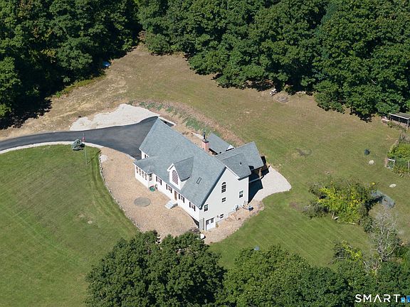 2nd image of 183 Hillside Road