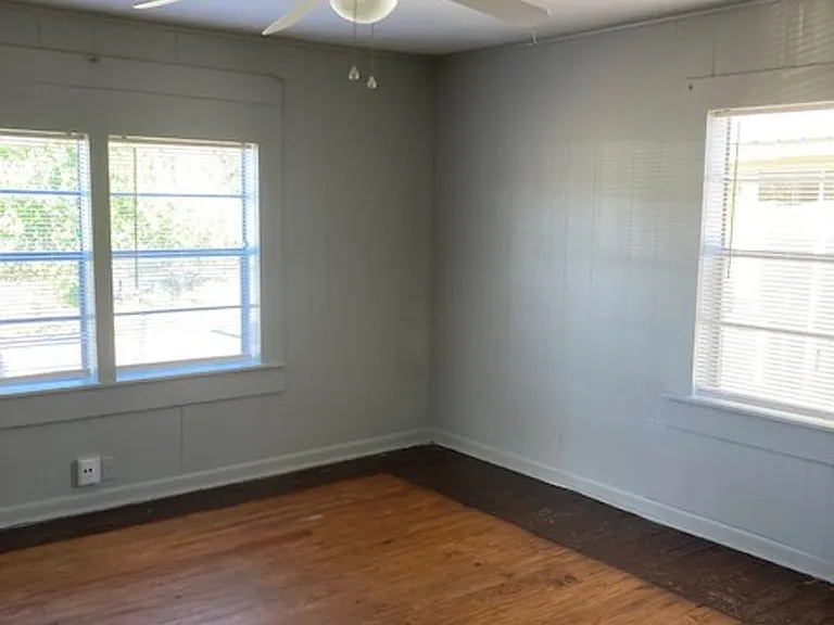 1018 Woodward Ave — Photo 6