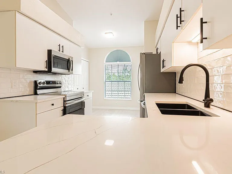 4985 Sandra Bay Dr #201 — Photo 12