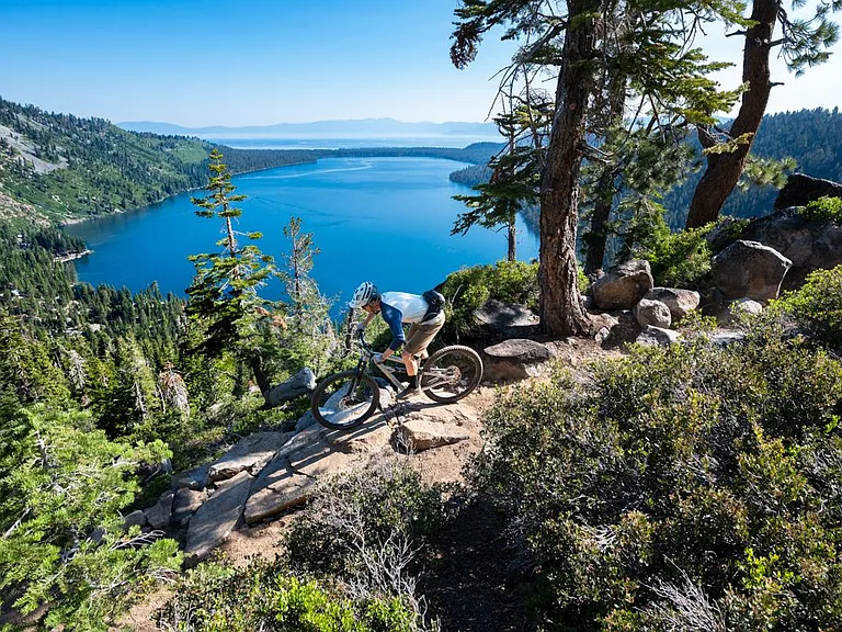 Best trail above fallen leaf lake -- 20 min drive!