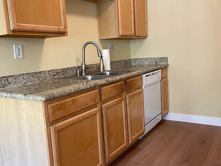 6401 Mount Ada Rd #137 — Photo 6