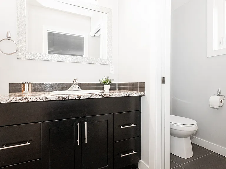 515 McMillan Ave #2 — Photo 19