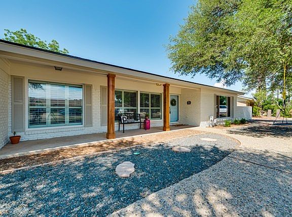 3rd image of 3204 Durant Dr