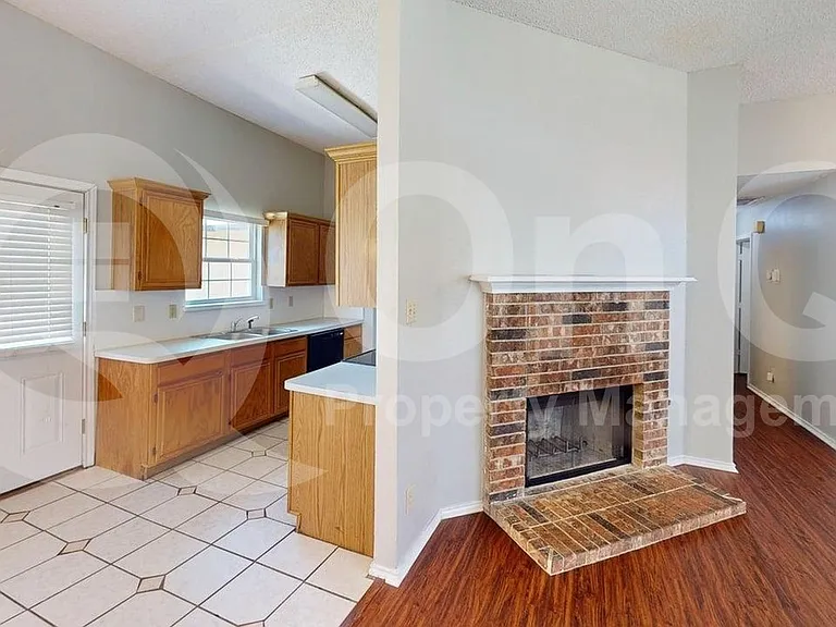 12603 Summer Hill Dr — Photo 9