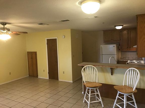 3rd image of 506 S Marina Dr APT E3