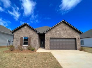 85 Avalon Way, Clanton, AL 35045