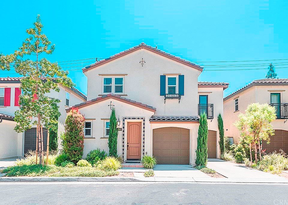 1st image of 660 Calle Valle