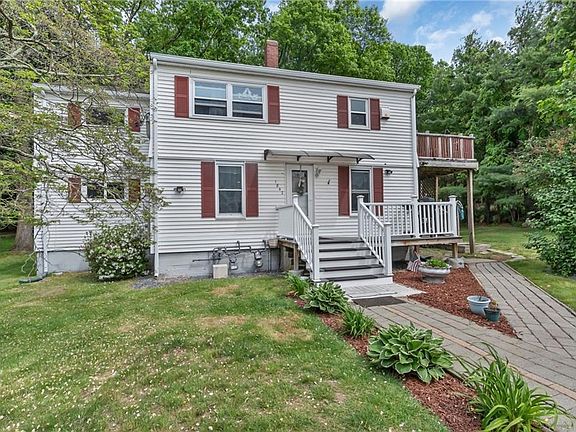 3rd image of 1842 Mendon Rd