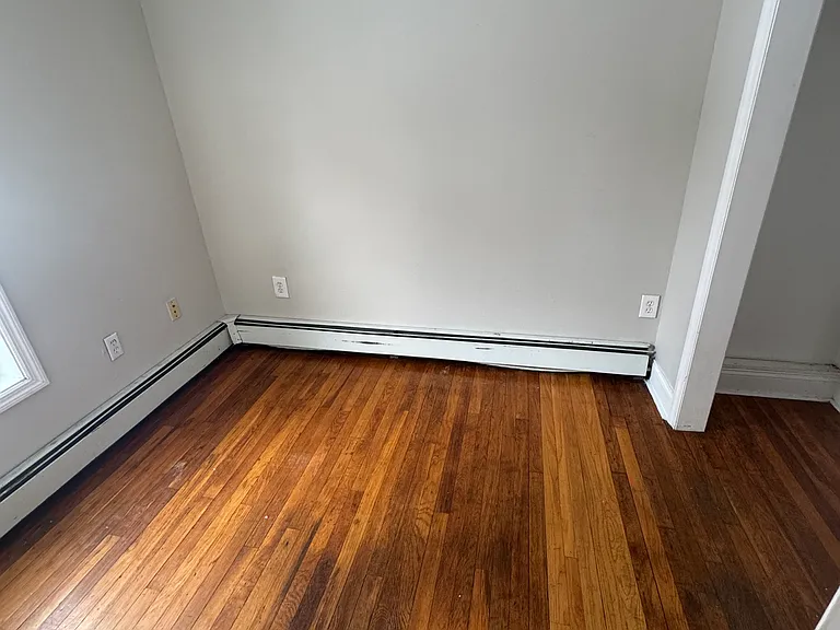554 4th St #3S — Photo 7