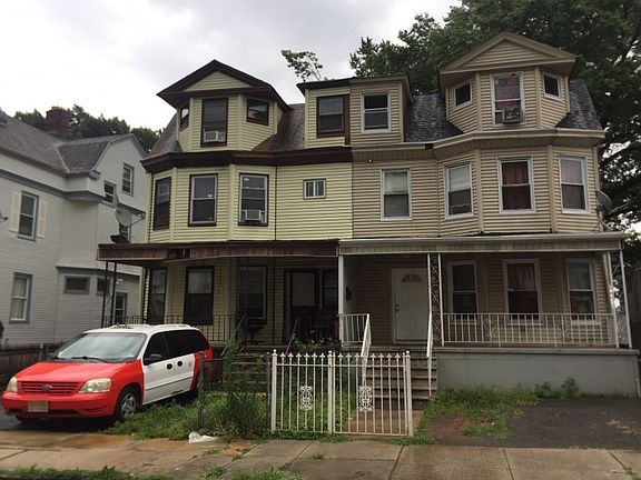 2nd image of 158 N 16th St
