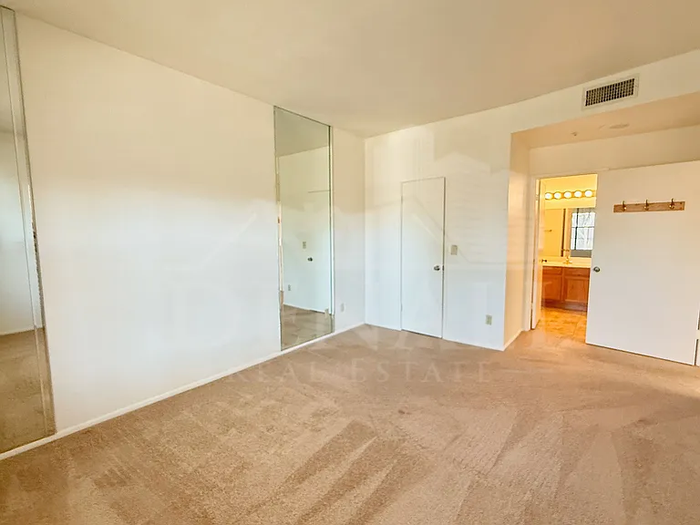 11766 E Becker Ln — Photo 13