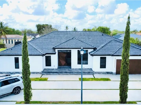 19880 SW 134th Ave, Miami, FL 33177