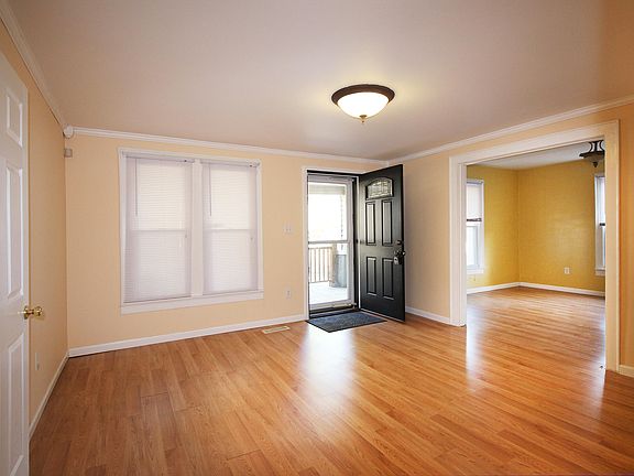 5th image of 206 SW Flenniken Ave