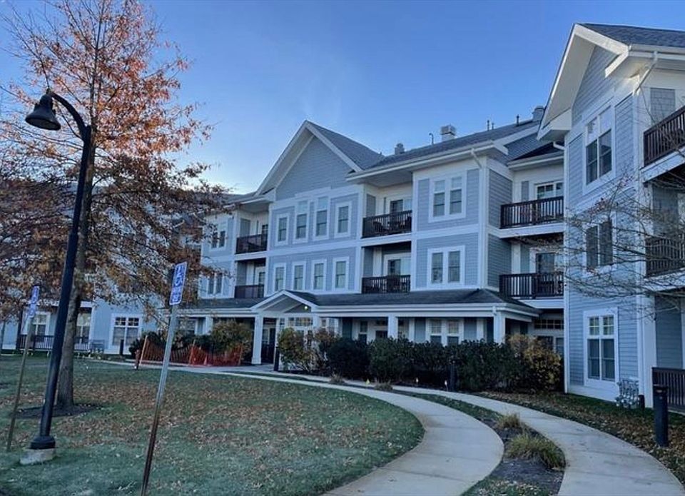 1st image of 501 Commerce Dr Unit 4302