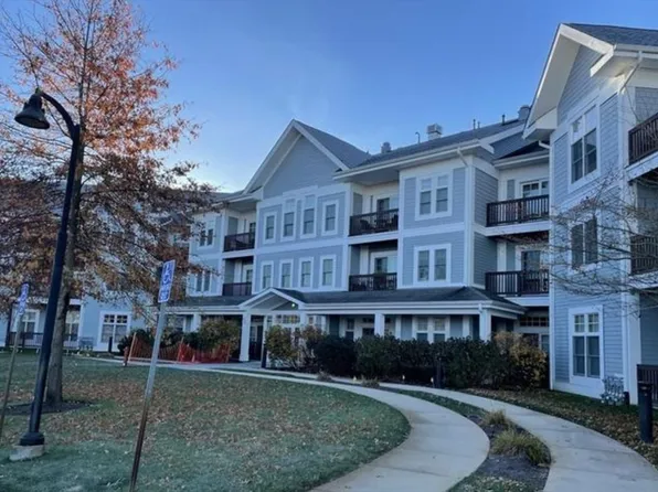 501 Commerce Dr Unit 4302, Braintree, MA 02184