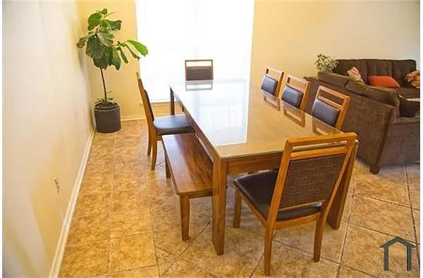 Building Photo - 3713 Tulip Tree Dr