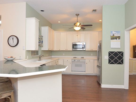 2nd image of 712 Treeline Pl