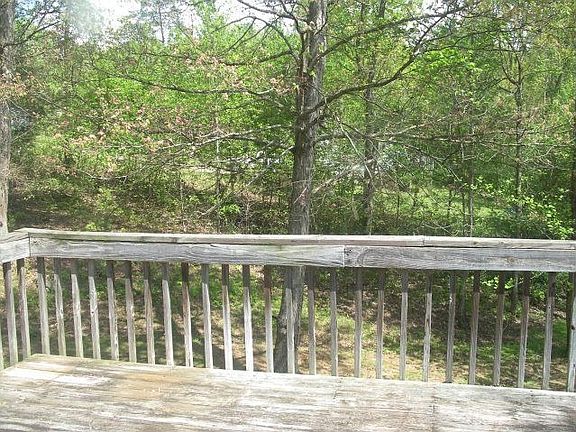 4th image of 195 Jarvis Acres Dr