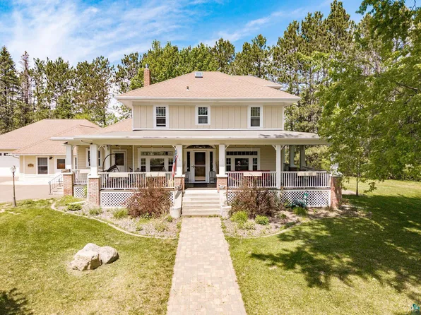 925 14th St, Cloquet, MN 55720