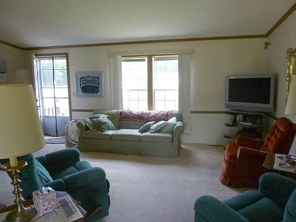 2nd image of 31951 W Chippewa St
