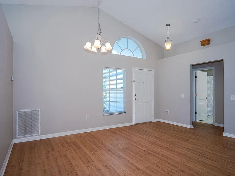 10815 Lakeside Vista Dr — Photo 7