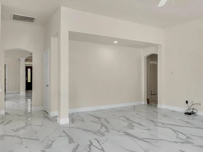 422 Willet Dr — Photo 5