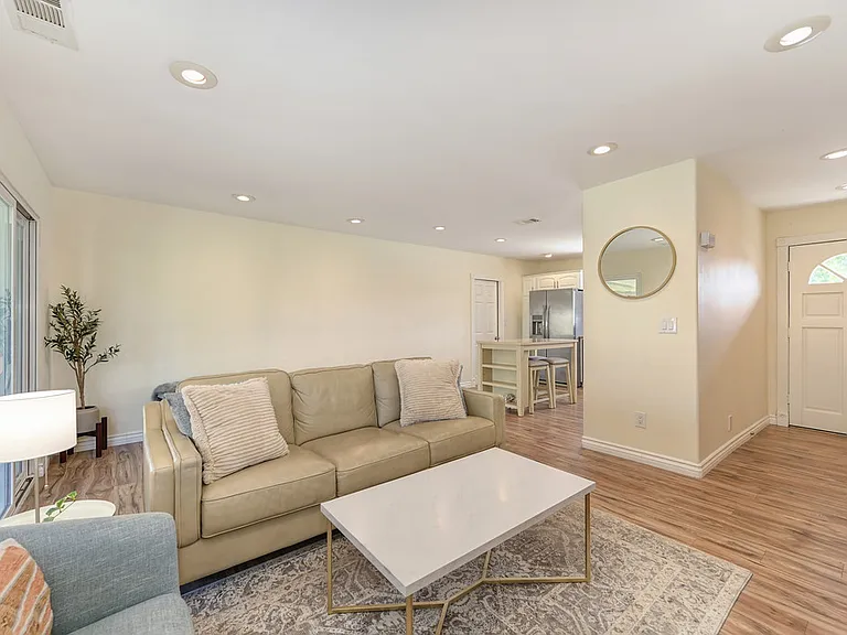 9524 Galston Dr — Photo 6