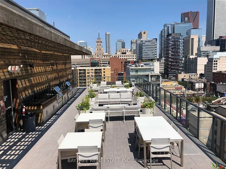 15 Beverley St #608 — Photo 17