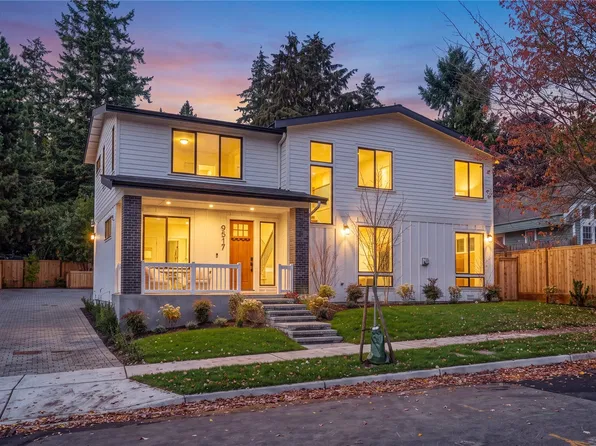 9517 117th Place NE, Kirkland, WA 98033