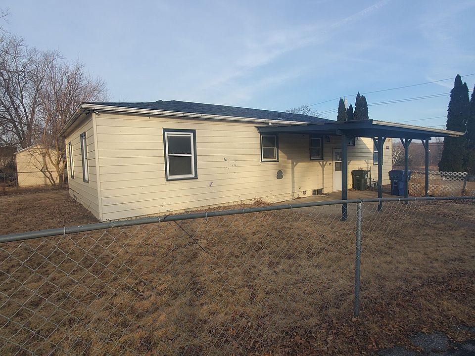 1st image of 2725 W 49th St