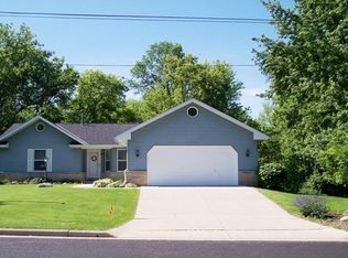 211 North Ave, Watertown, WI 53098