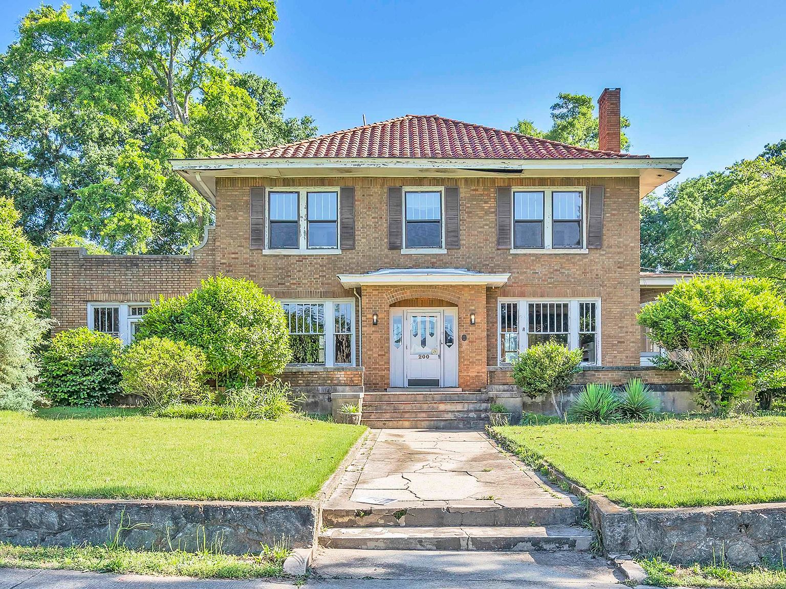 200 W Earle St, Greenville, SC 29609 Zillow