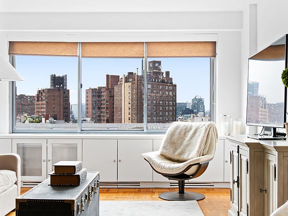3rd image of 175 W 12th St APT 11H