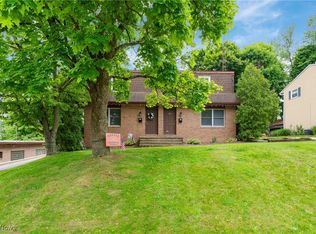 322 Schneider St SE, North Canton, OH