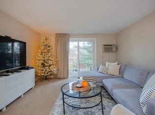 3 Autumn Leaf Dr APT 5, Nashua, NH 03060