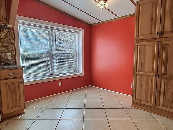 5th image of 108 Cedar Hills Ln