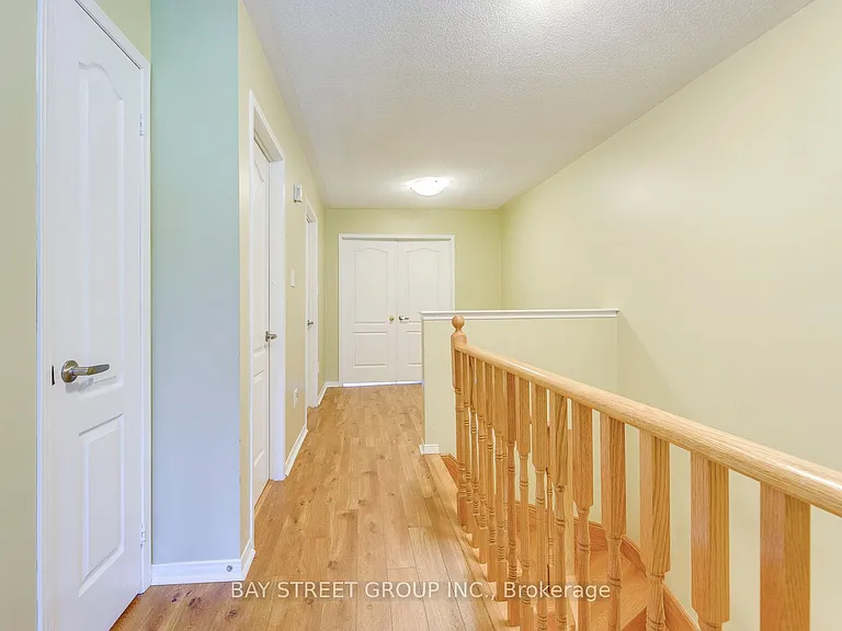 2413 Whistling Springs Cres — Photo 19